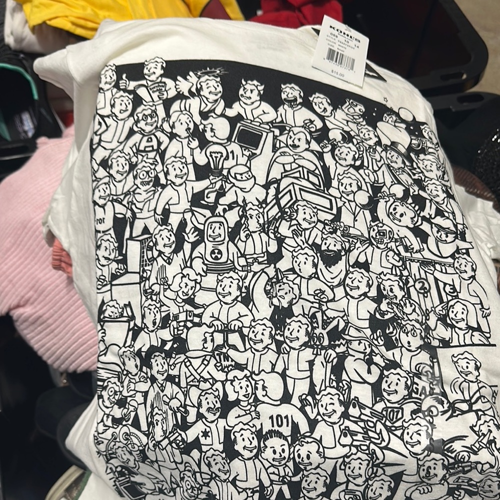 Bethesda White Graphic Tee